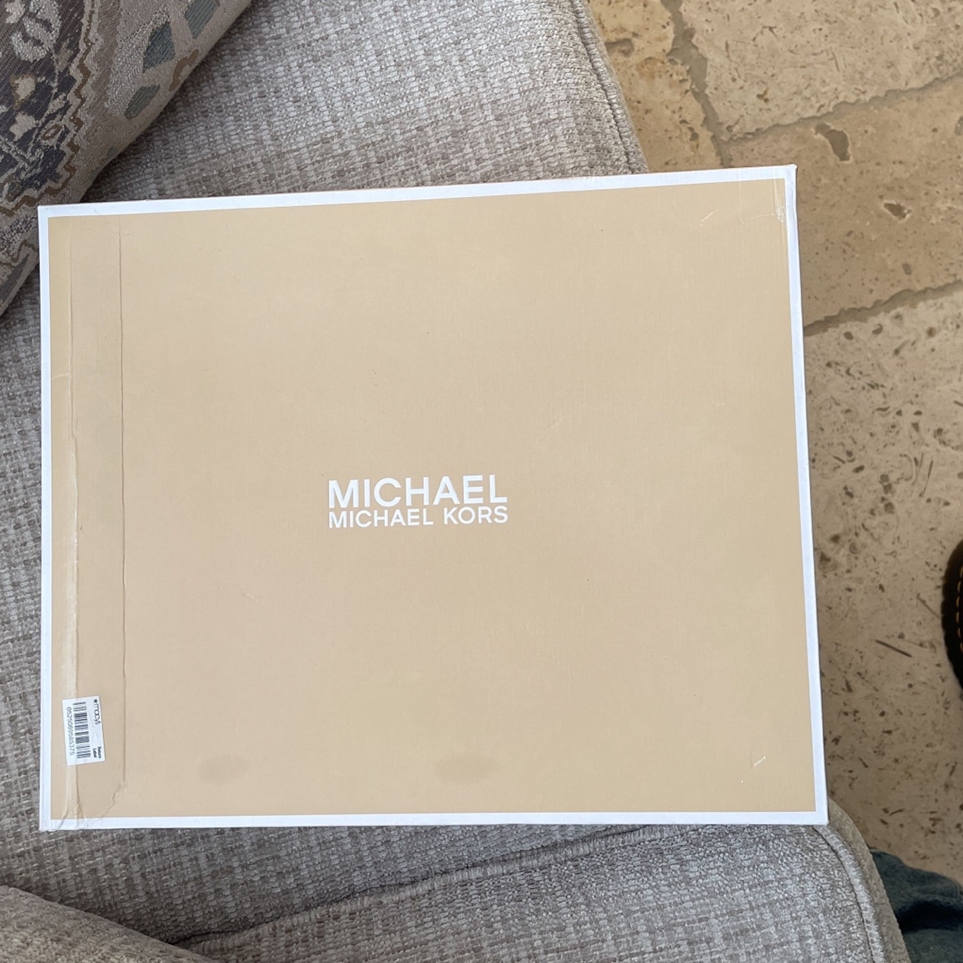 Leather Ashton Mid Bootie / Michael Kors