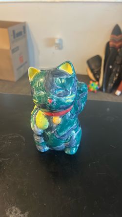 Maneki Neko (Japanese beckoning lucky cat) ceramic