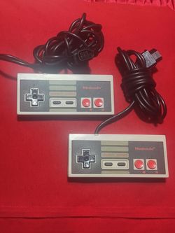 Nintendo NES Controllers Lot of 2