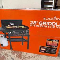 Blackstone Original Outdoor Griddle, 2-Burner 28" Propane Flat Top Grill with Hard Cover, Black