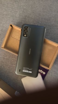 Nokia C210