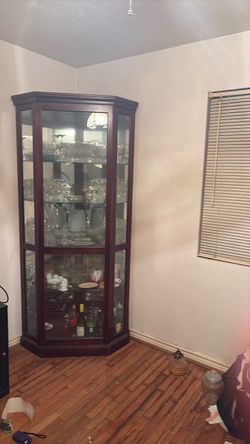 Glass cabinet
