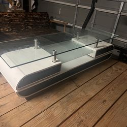 Tv stand w two drawers