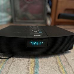 Boss am/fm radio alarm clock