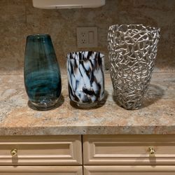 3 Vases - Excellent Condition