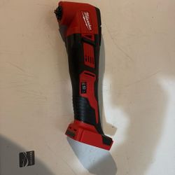 Milwaukee Multi-Tool