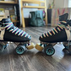 Antik AR2 ROLLER DERBY SKATES
