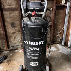 Husky Air Compressor 20 Gal