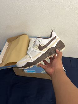 Zoom Field Jaxx Size 9