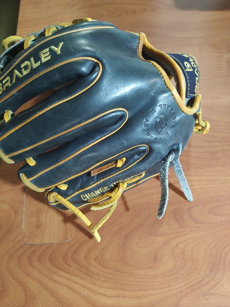 Bradley Infield Baseball Glove