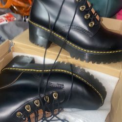 Women Doc Martens