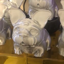 Bulldog Plant Holder
