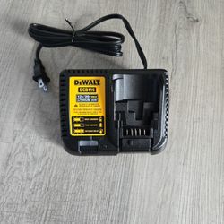 Dewalt DCB115 