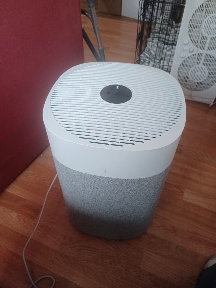 Blue Air 211i Max