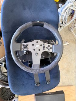Fanatec wheel driving simulator