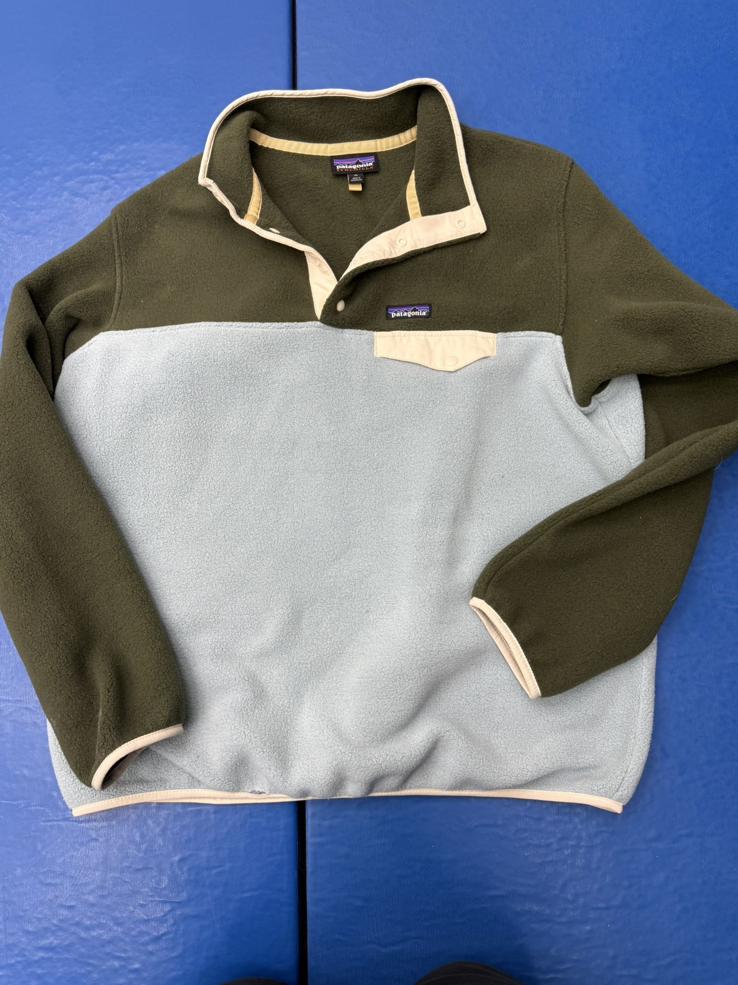 Patagonia Women’s Fleece Pullover