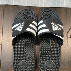 Adidas Men’s Slide Size 13