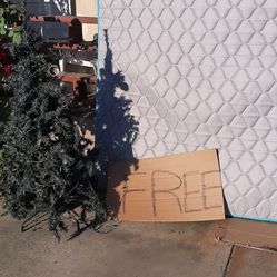 FREE Small Christmas Tree