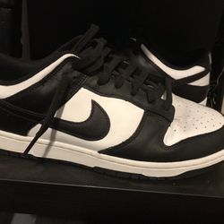 Nike Panda Dunks