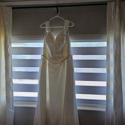 Size 18 Ivory Wedding Dress