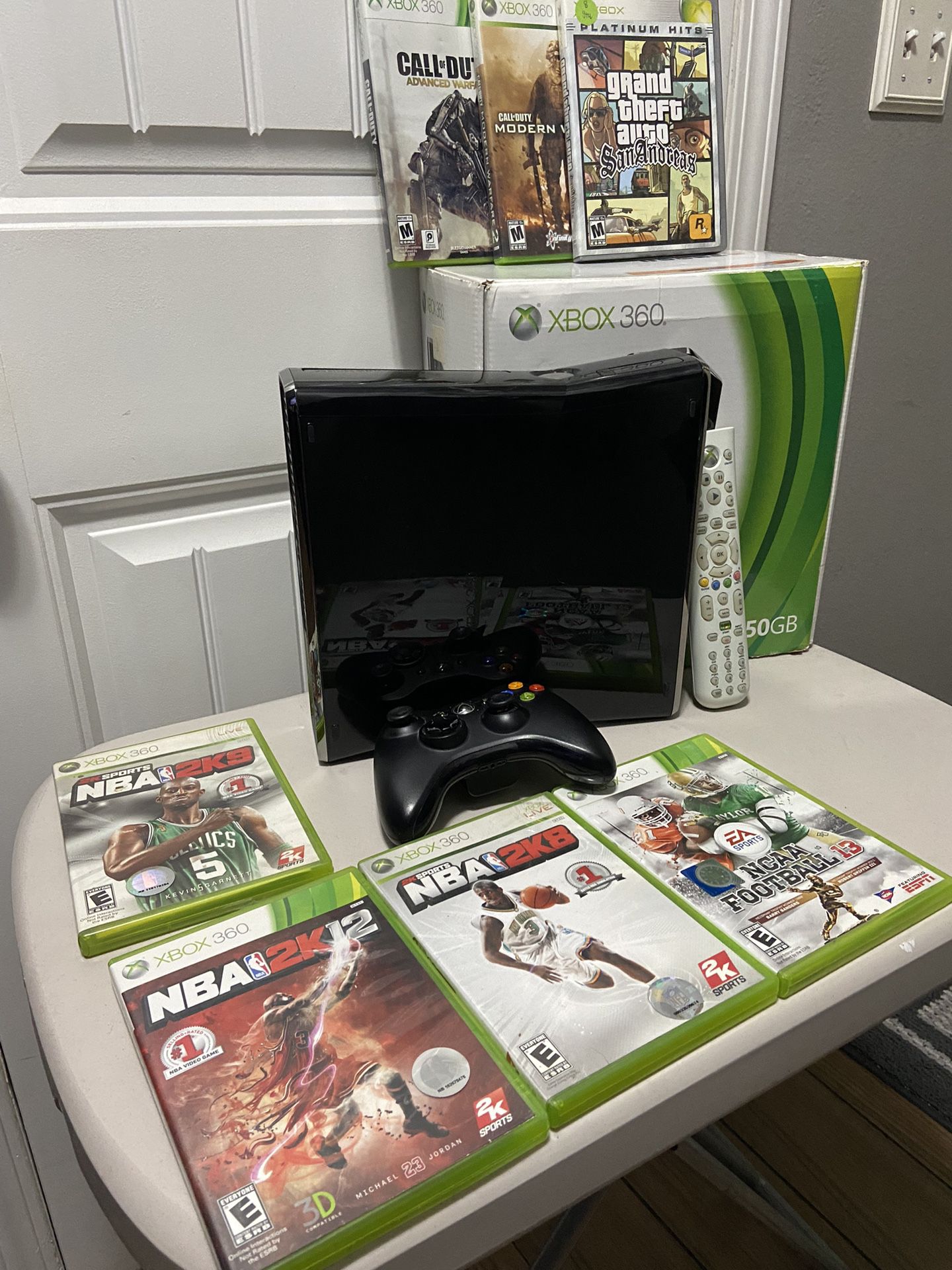 Xbox 360 Games Included