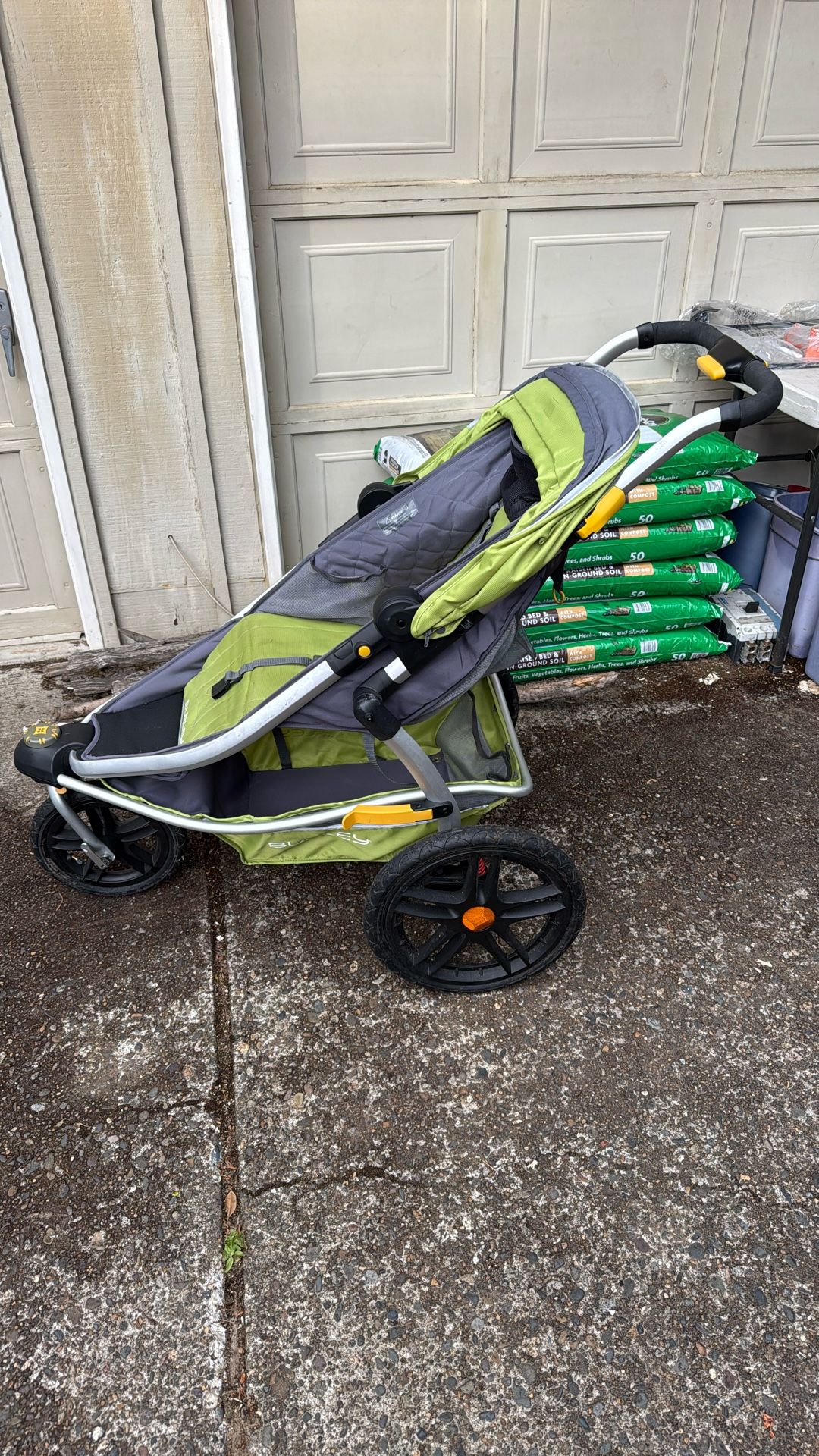  Burley Jogging Stroller