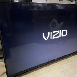 VIZIO 65-Inch V-Series 4K UHD LED Smart TV Dolby Vision, HDR10+ (V655-J09)