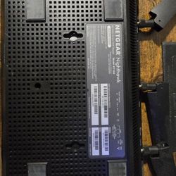 Nighthawk R7350