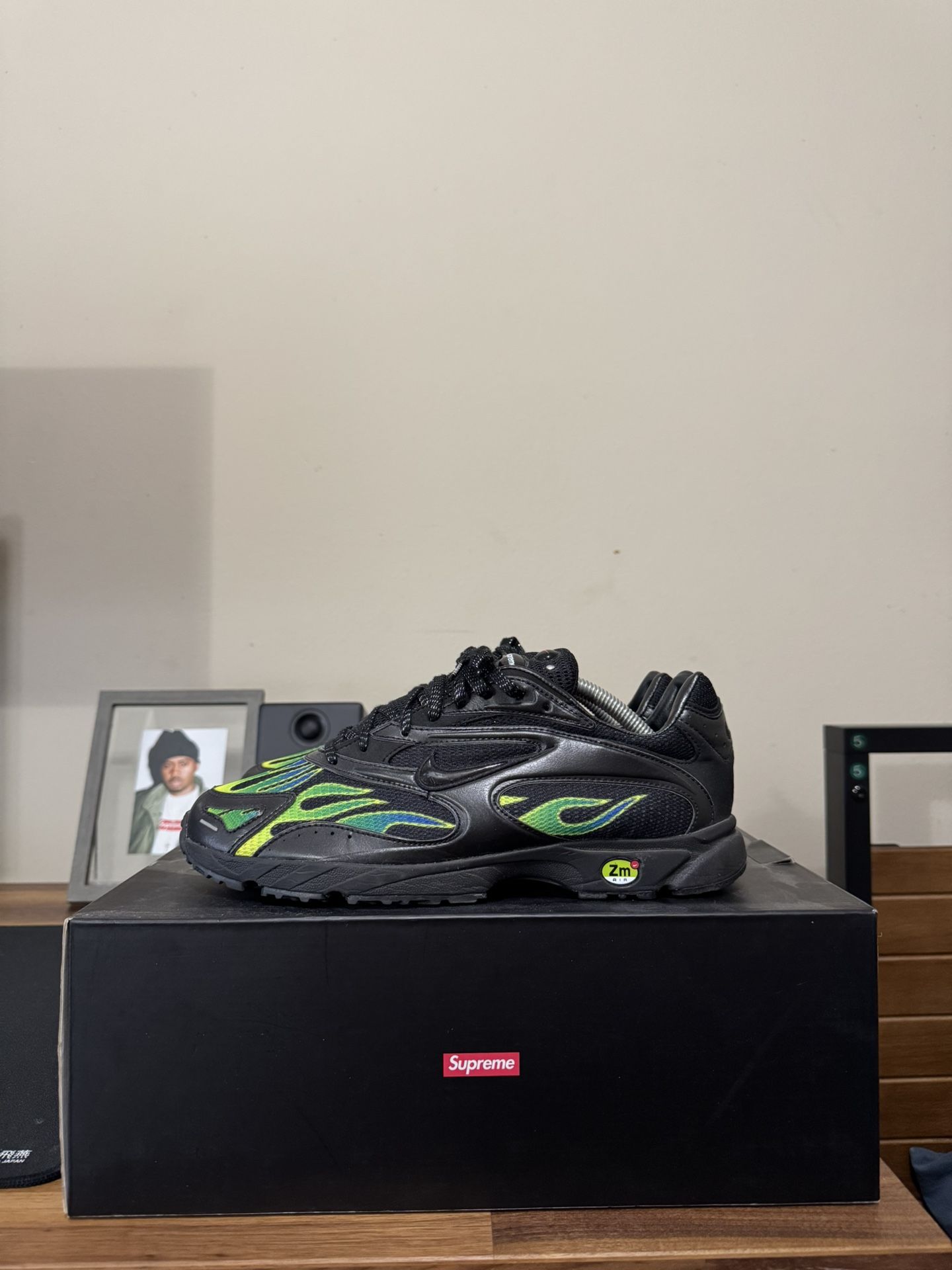 Supreme X Nike Zoom Spectrum