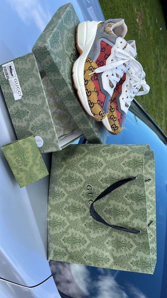 Gucci Shoes