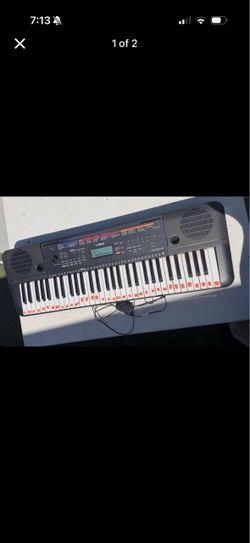 Yamaha Electric Keyboard with Lighted Keys
