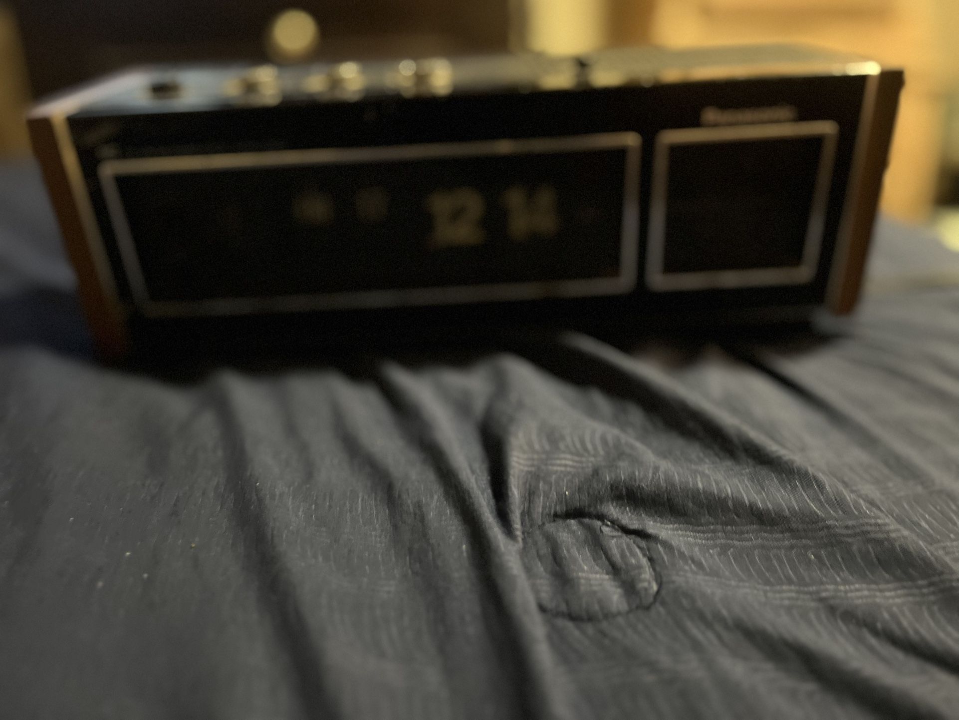 Vintage 1970’s Panasonic FM-AM IC Digital Flip Clock Radio RC-6493