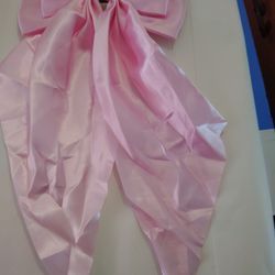 Large 🩷 Satin Bow