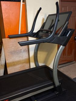 Nordictrack X22i Commercial Treadmil