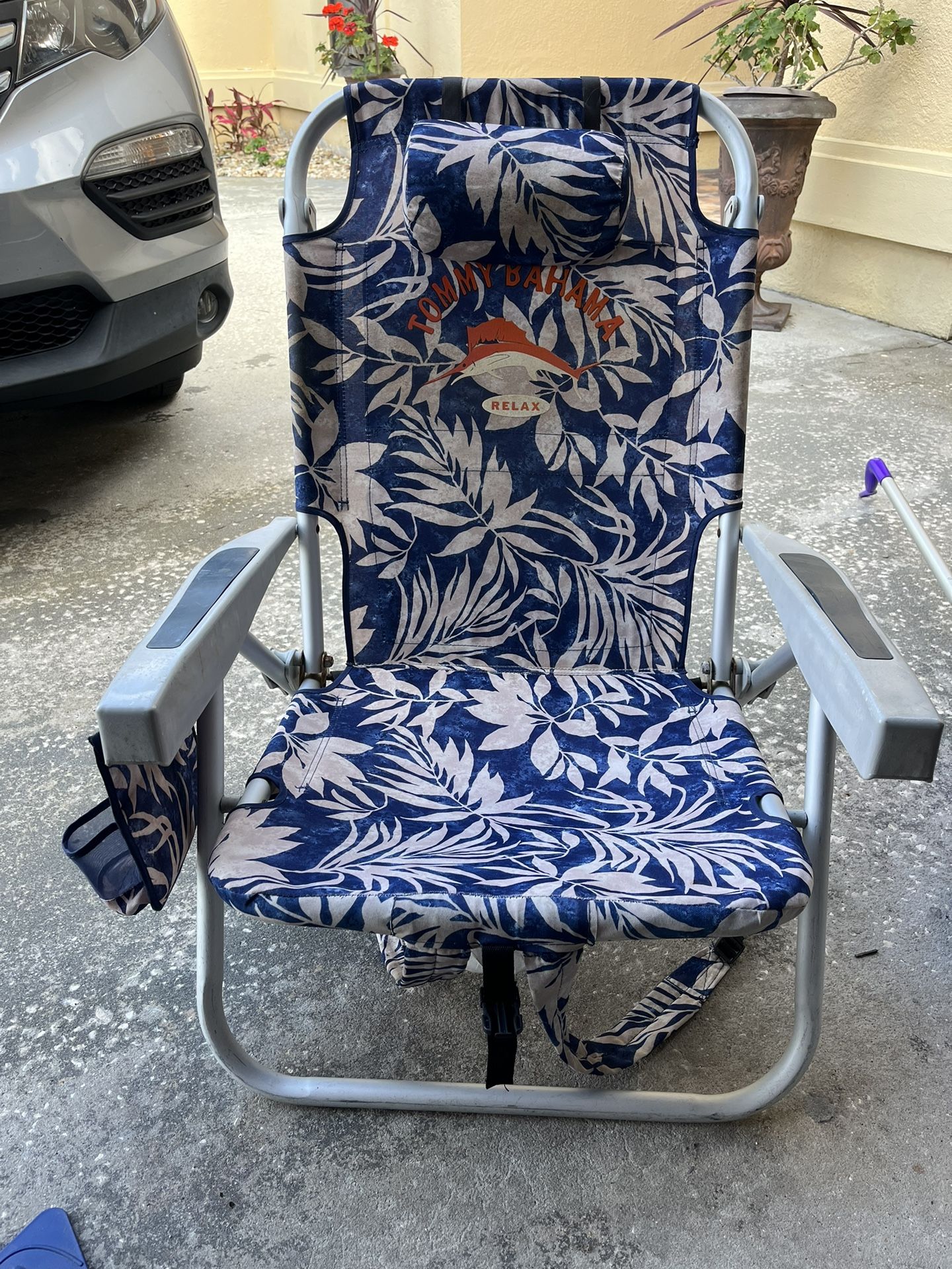 Tommy Bahama Beach Chairs Set Of 4 for Sale in Valrico, FL OfferUp