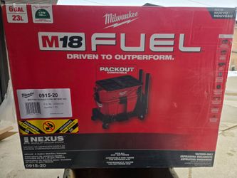 Milwaukee M18 Fuel Vacuum Cleaner New