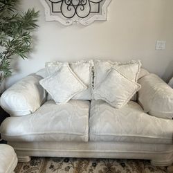 White Couches And Love Seat