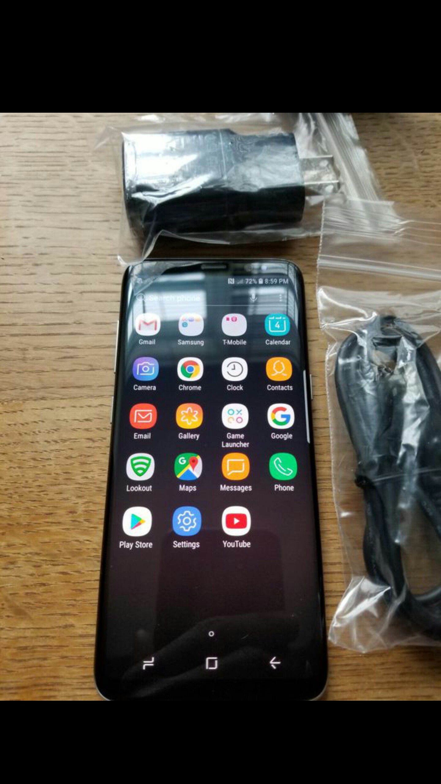 SAMSUNG Galaxy S8, Factory UNLOCKED//Excellent Condition// As like New//Price is Negotiable