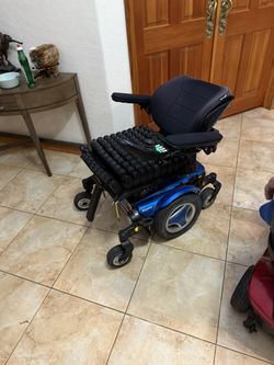 Permobl Mobility Chair M300