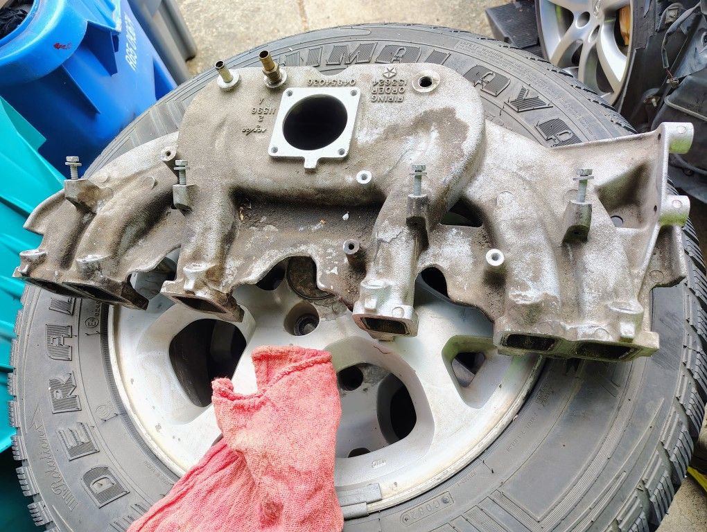Jeep Horse Shoe Intake Manifold 