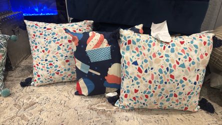 Allen Roth New Patio Pillow For Sale 