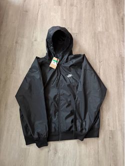 Nike windbreaker jacket