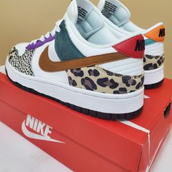 Nike Dunks 
