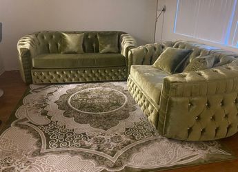 Green Velvet Chesterfield Sofa & Loveseat Set