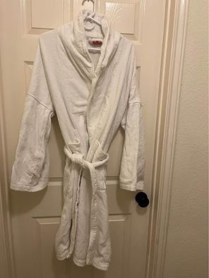 Woman’s White Terry Robe One Size Fits Most
