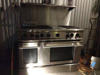 48" GE Monogram Dual Fuel 6 Burner Range w/Griddle and Matching 48" Hood