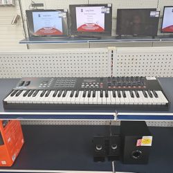 Keyboard Akai