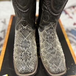 Corral Diamondback Rattlesnake Boots