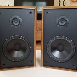 Henry Kloss Model 6 Bookshelf Speakers