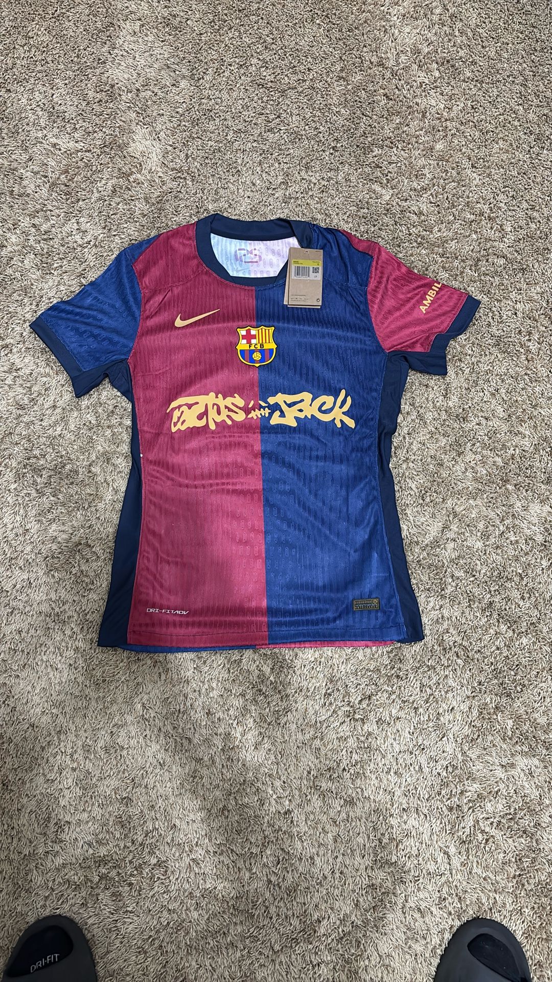 Brand New Travis Scott X Barca Men’s Small Jersey Blue/scarlet
